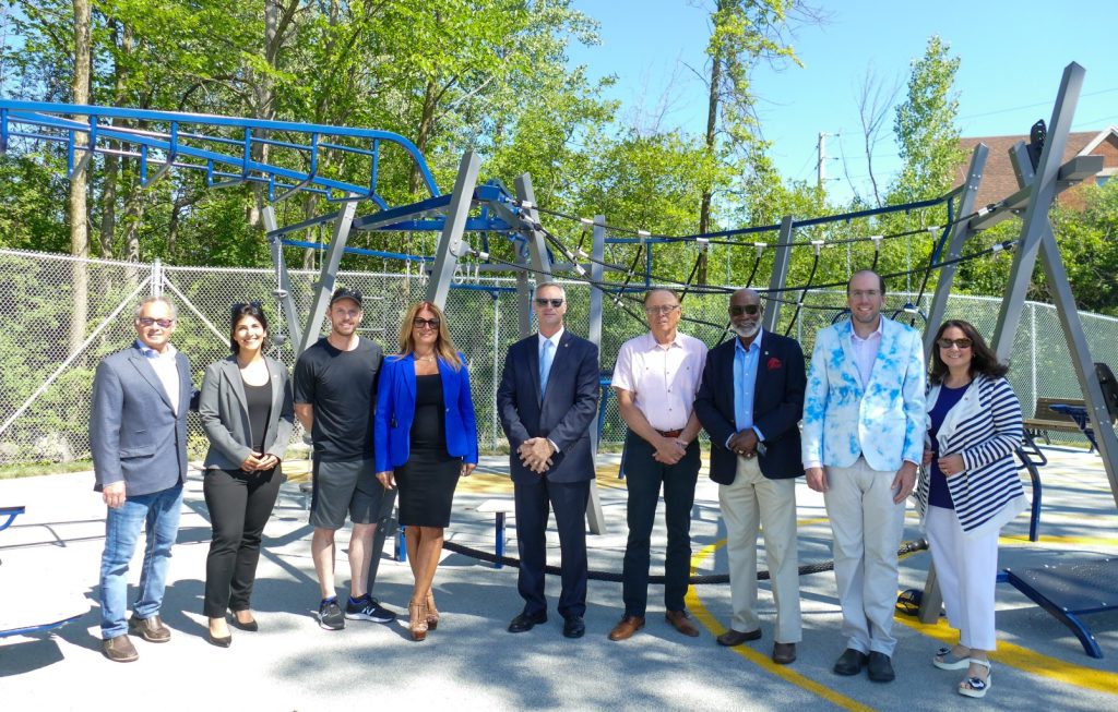 Centennial Park Outdoor Gym, Centennial Park