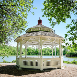 Gazebo au parc du Centenaire